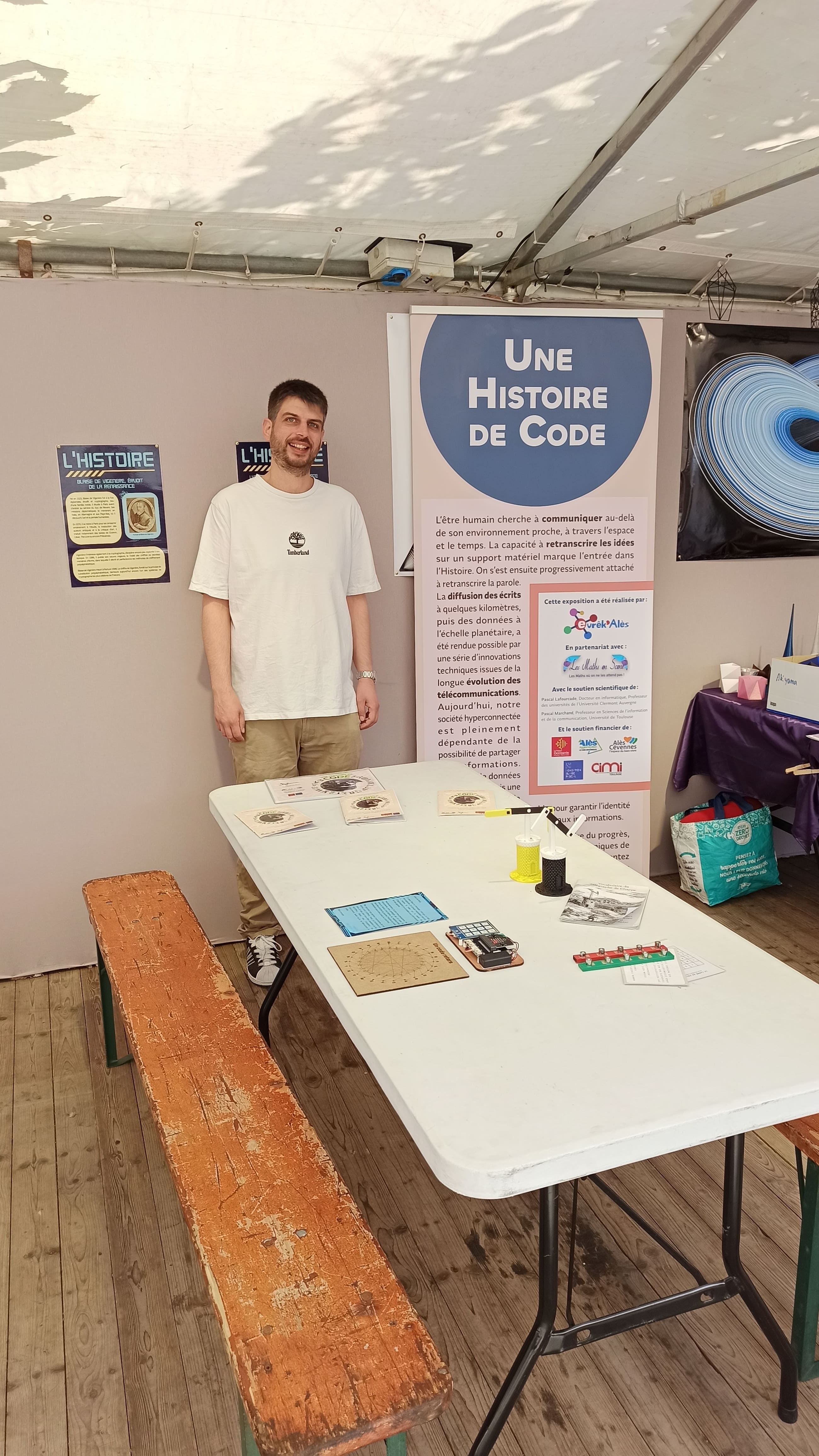 Une Histoire de Code au Salon Culture et Jeux Mathématique de Paris
